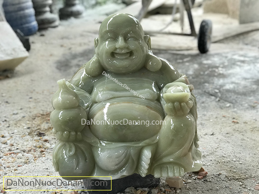 Tượng Phật Di Lặc bằng đá ngọc xanh Pakistan